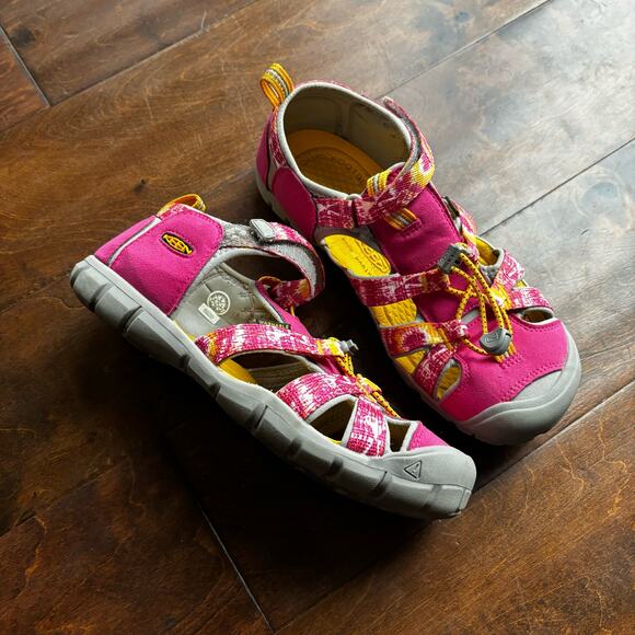 Keen Girls Sandals Size 6 PInk Sea Camp 2 CNX Womens 7.5 - Picture 1 of 9